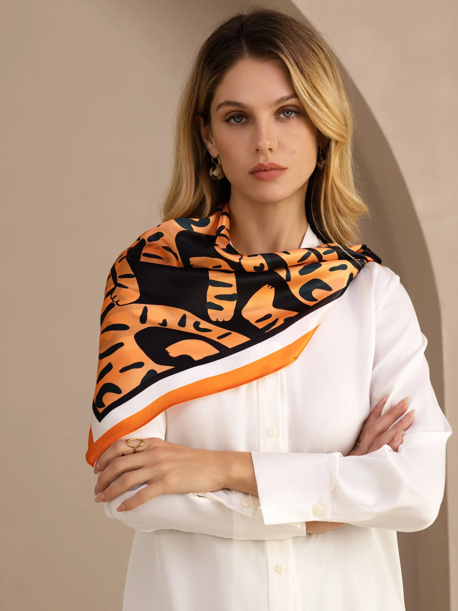 100% Mulberry Silk Tiger Pattern Scarf - Size 90x90cm - Image 5
