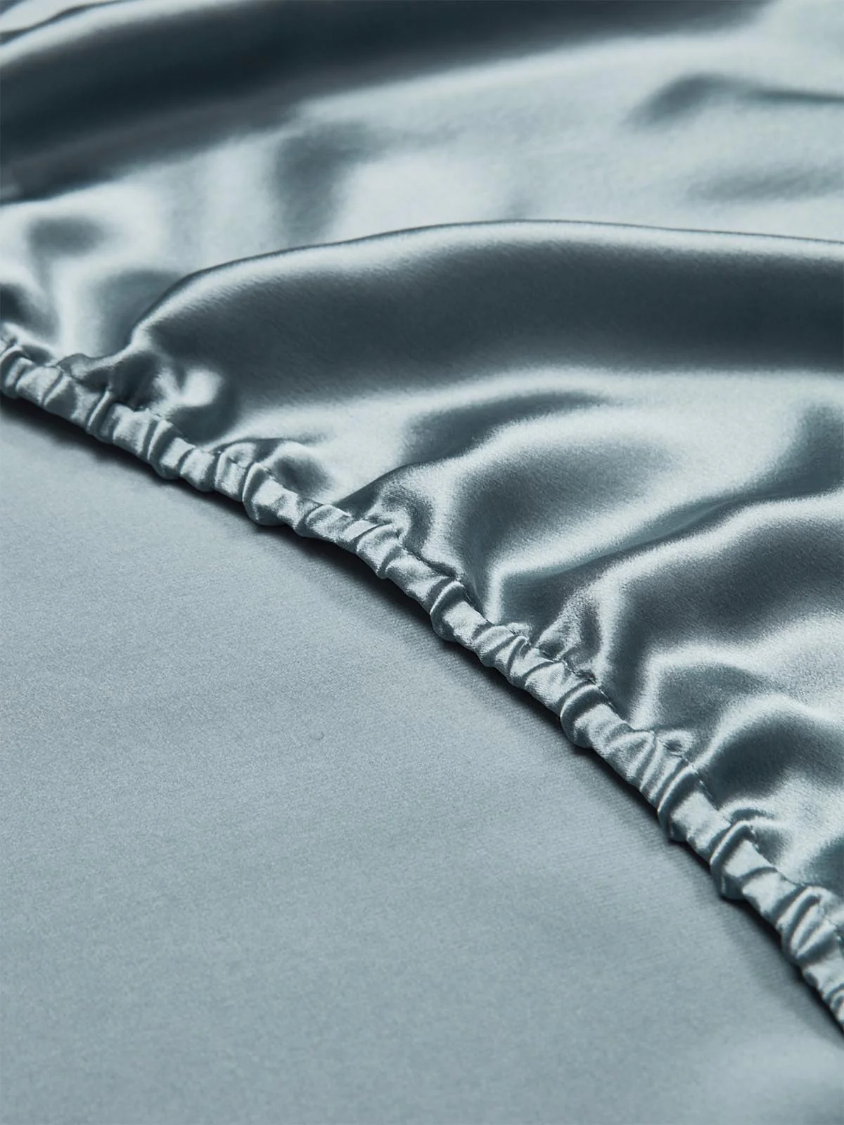 19Momme Mulberry Silk Seamless Fitted Sheet - Image 16