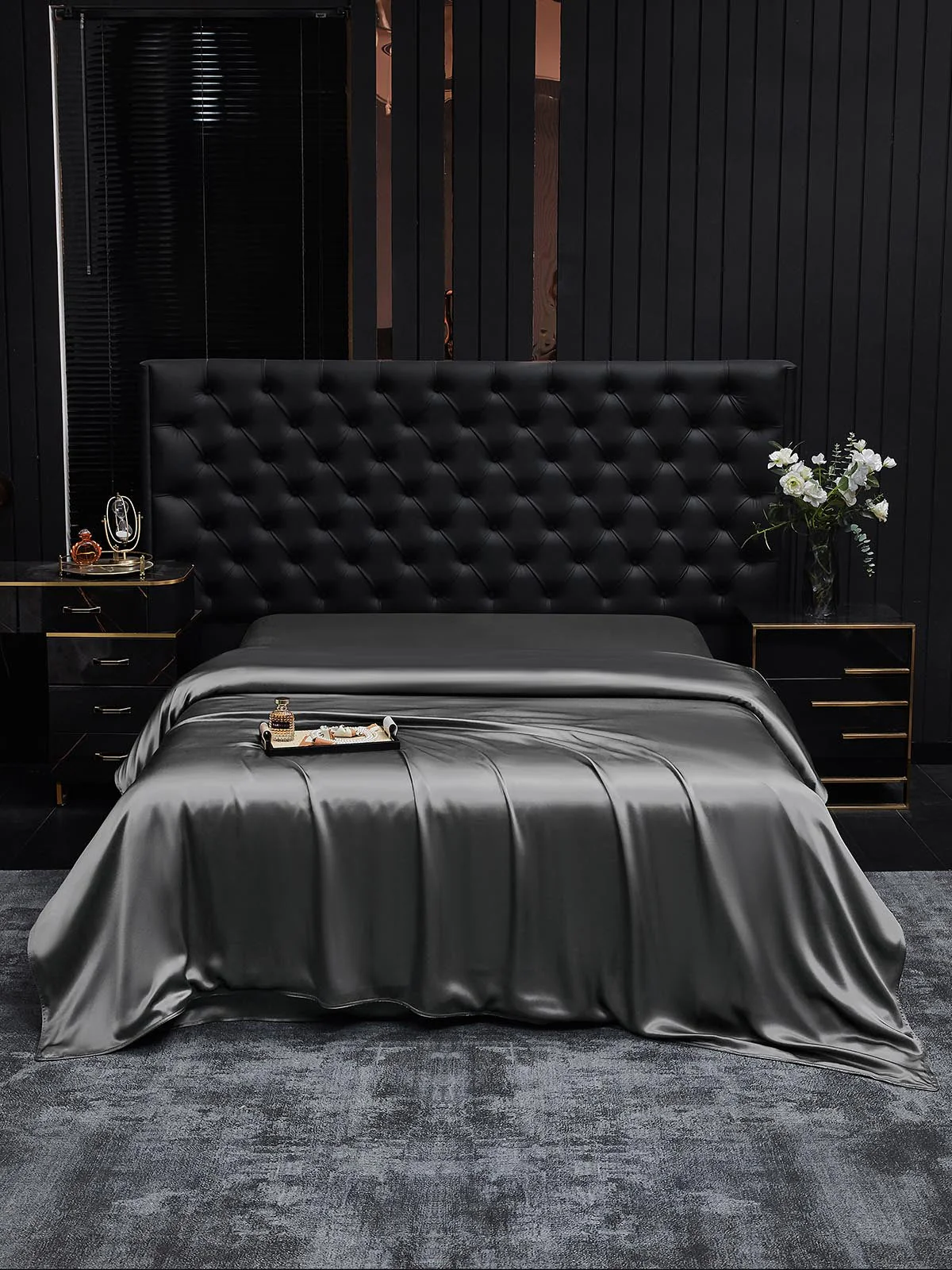 19Momme Mulberry Silk Seamless Duvet Cover - Image 17