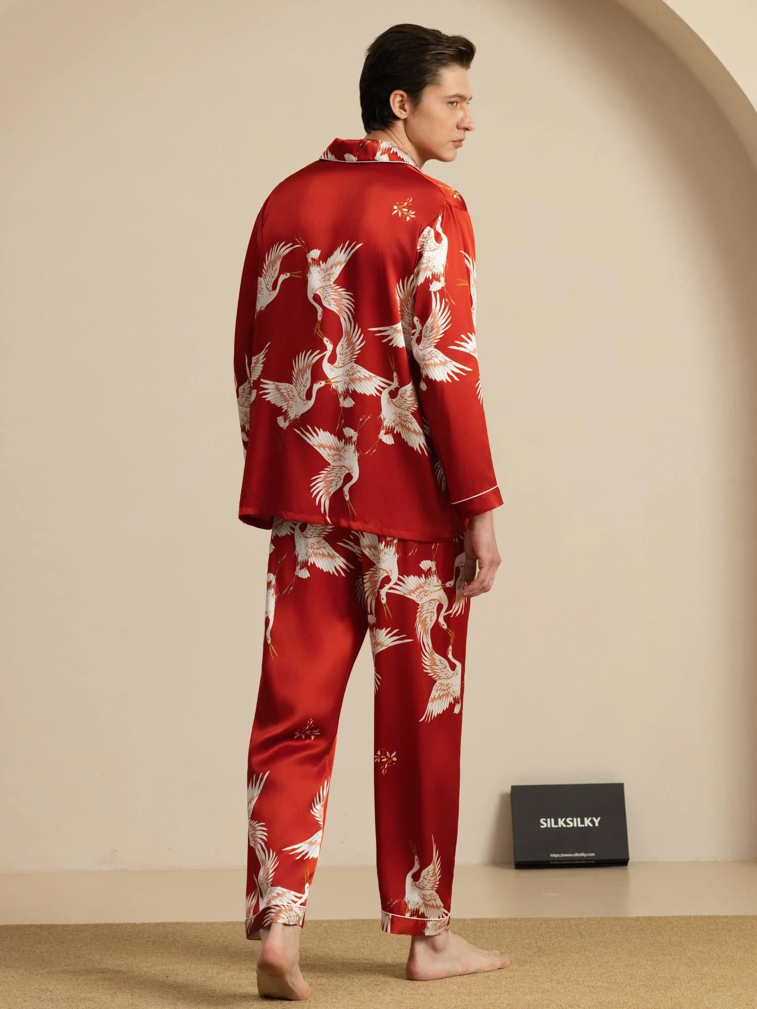 19Momme Pure Silk Men's Crane Print Long Sleeve Notch Collar Pajamas Set - Image 18