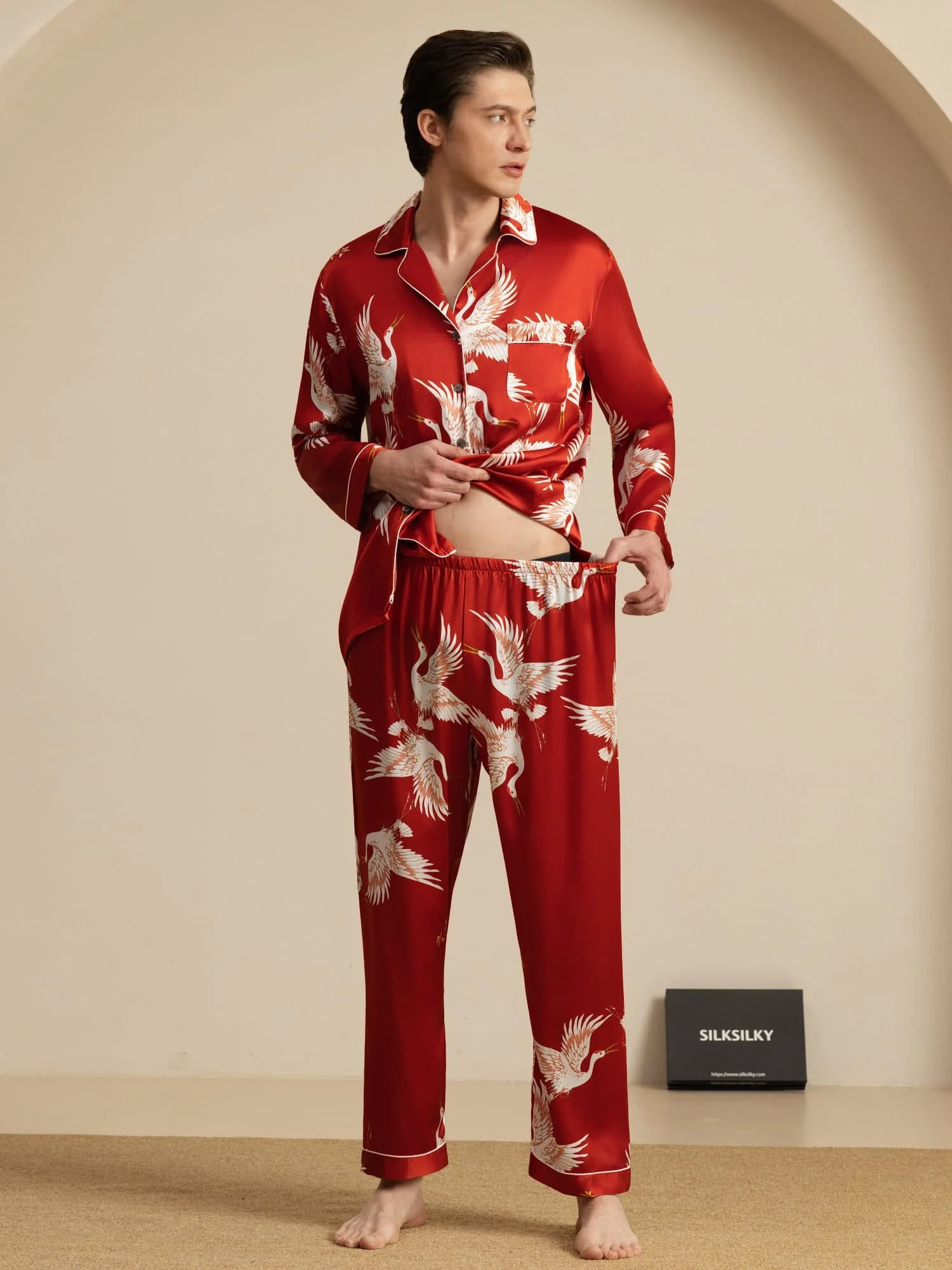 19Momme Pure Silk Men's Crane Print Long Sleeve Notch Collar Pajamas Set - Image 24