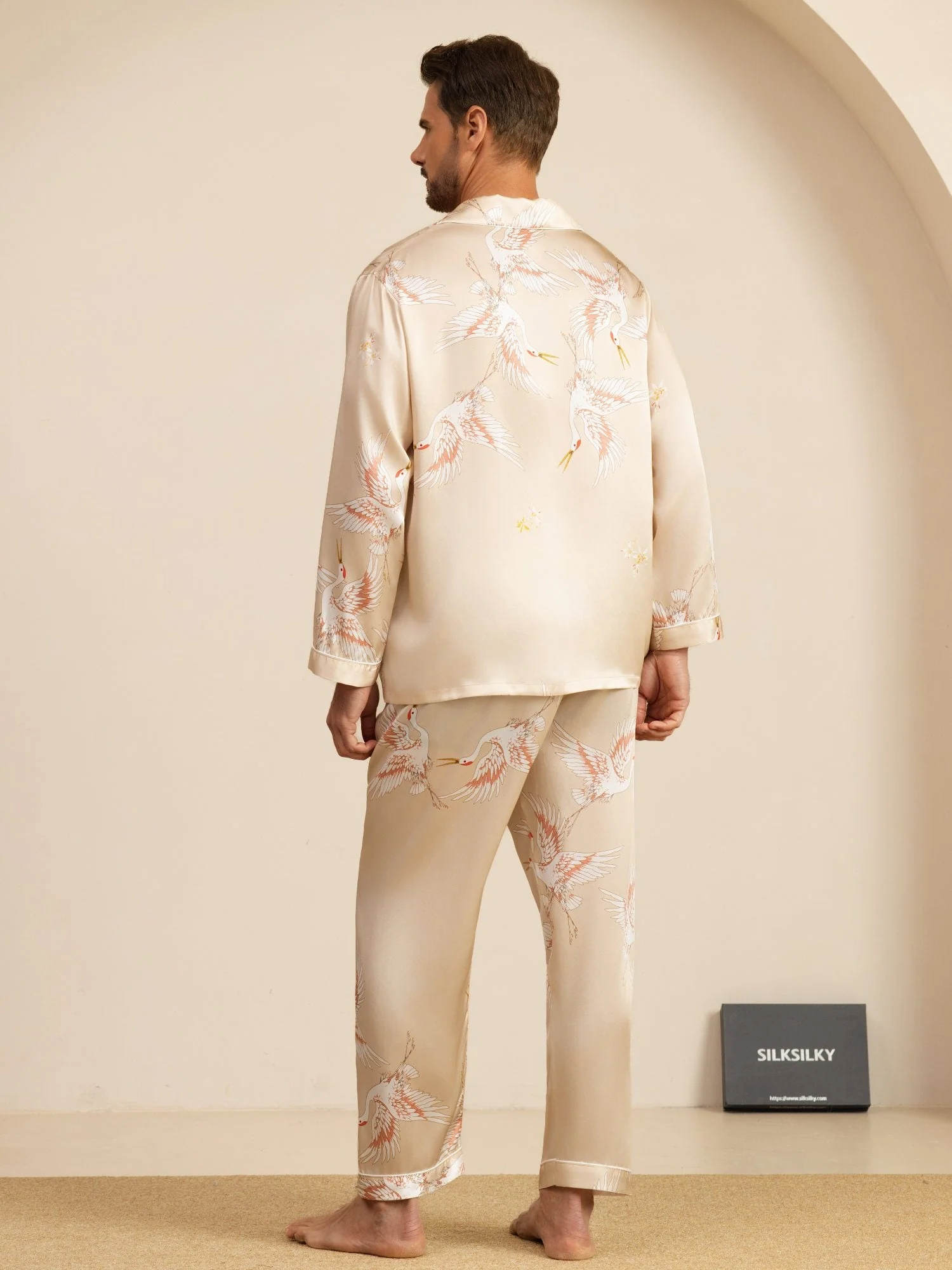 19Momme Pure Silk Men's Crane Print Long Sleeve Notch Collar Pajamas Set - Image 26