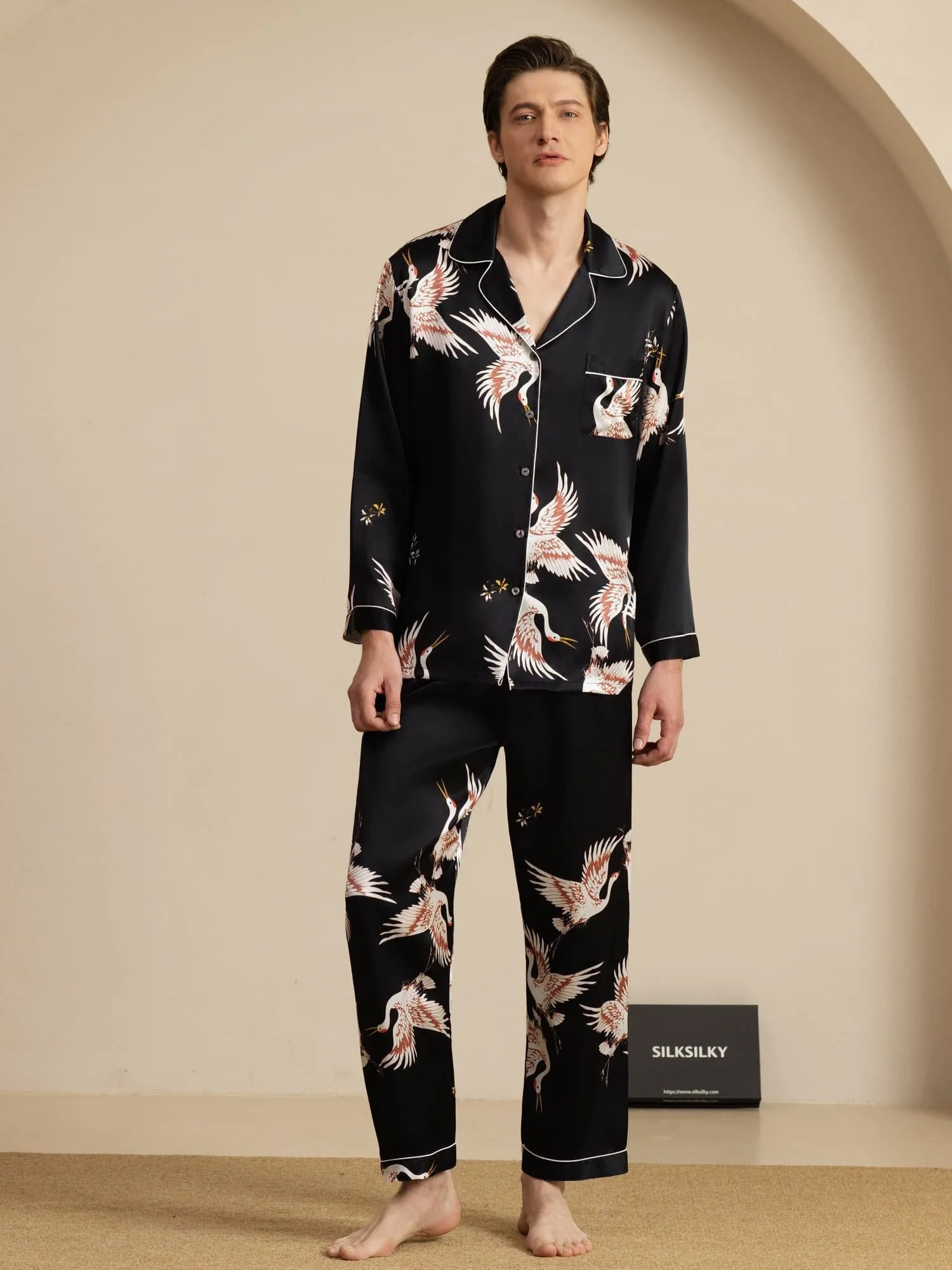19Momme Pure Silk Men's Crane Print Long Sleeve Notch Collar Pajamas Set - Image 9