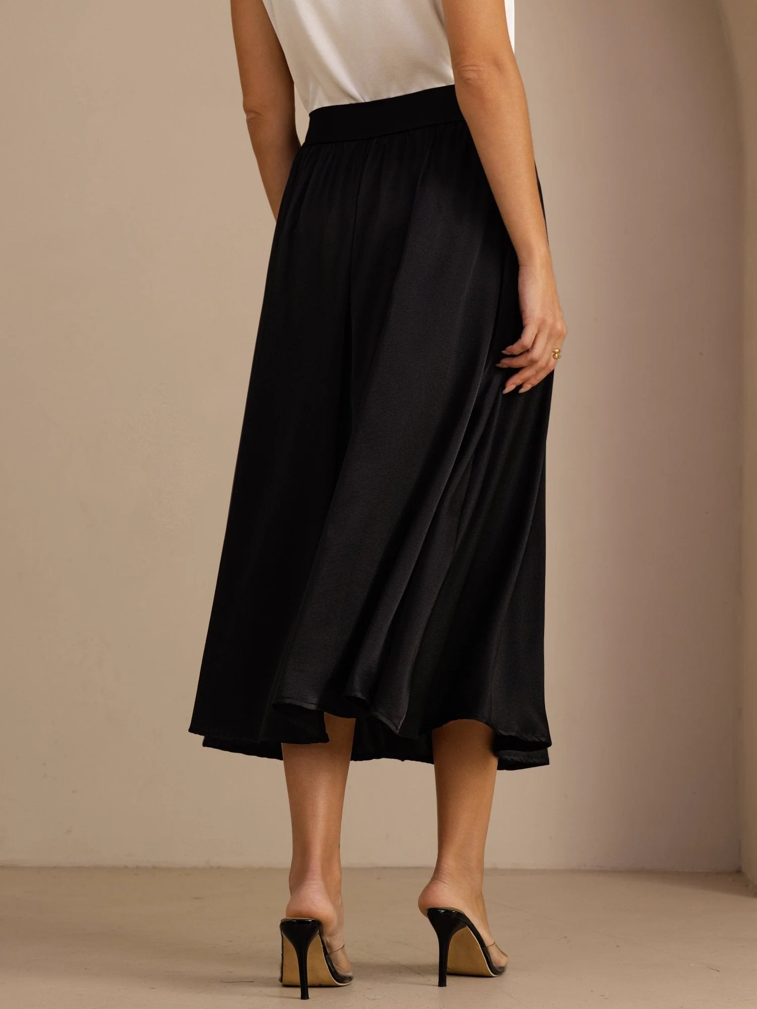 19Momme Silk High Waist A-Line Pleated Long Skirt with Side Pockets - Image 2