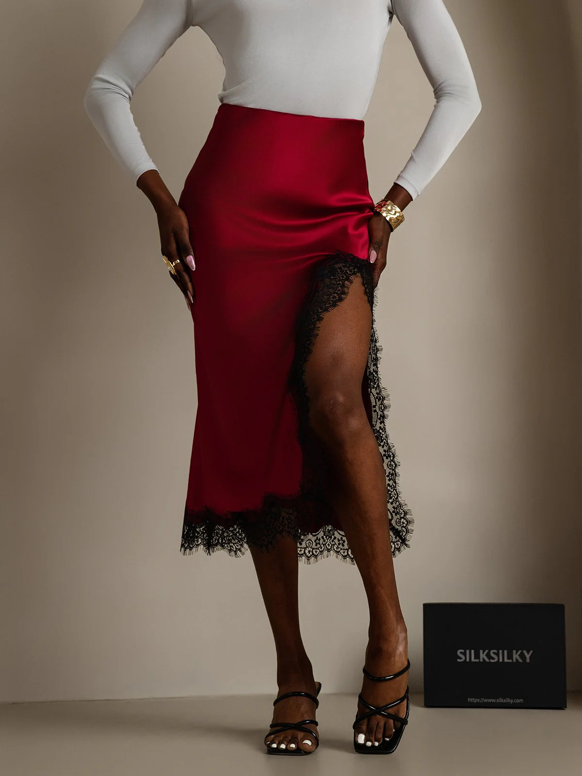 Clearance - 19Momme Silk Long Straight Lace Slit Skirt with Stretch Waist Design - Image 3