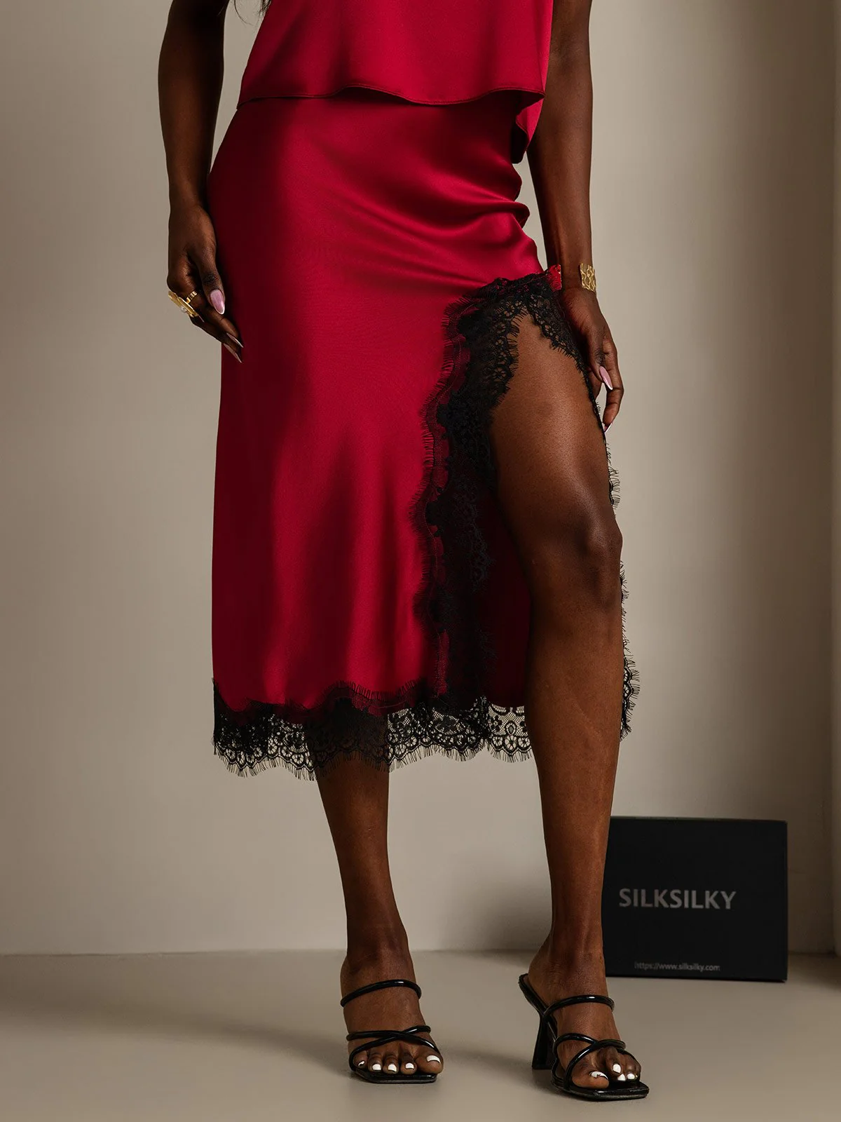 Clearance - 19Momme Silk Long Straight Lace Slit Skirt with Stretch Waist Design - Image 7