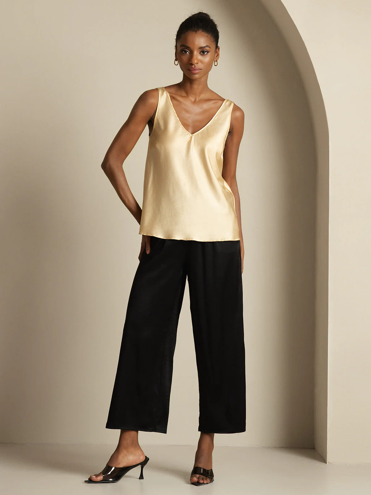 19Momme Silk Sleeveless V Neck Women's Tank Top with V Back Design - Image 32