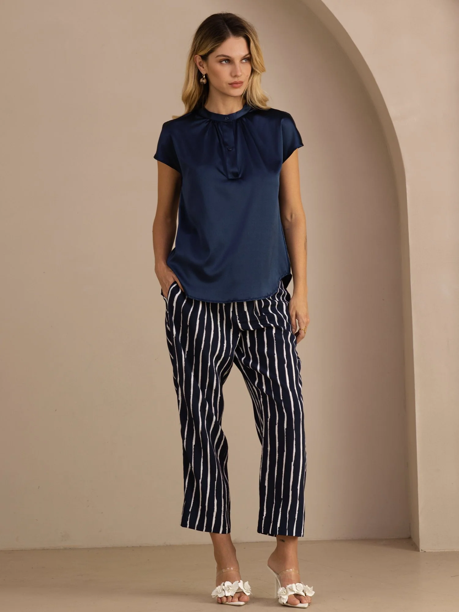 19Momme Silk Women’s Split Neck Short Sleeve Blouse - Image 6