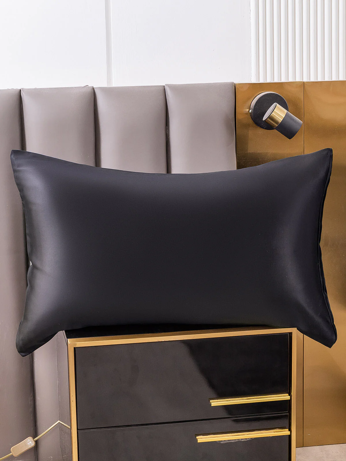 19Momme 100% Mulberry Silk Pillowcase - Hidden Zipper - Image 13