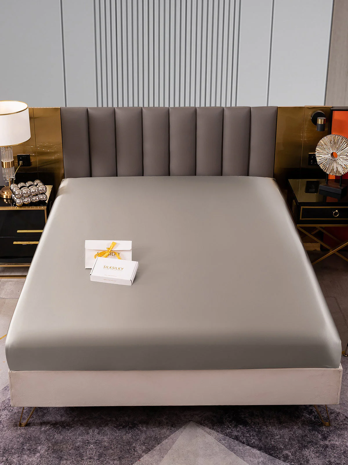 22Momme Mulberry Silk Seamless Fitted Sheet - Image 54