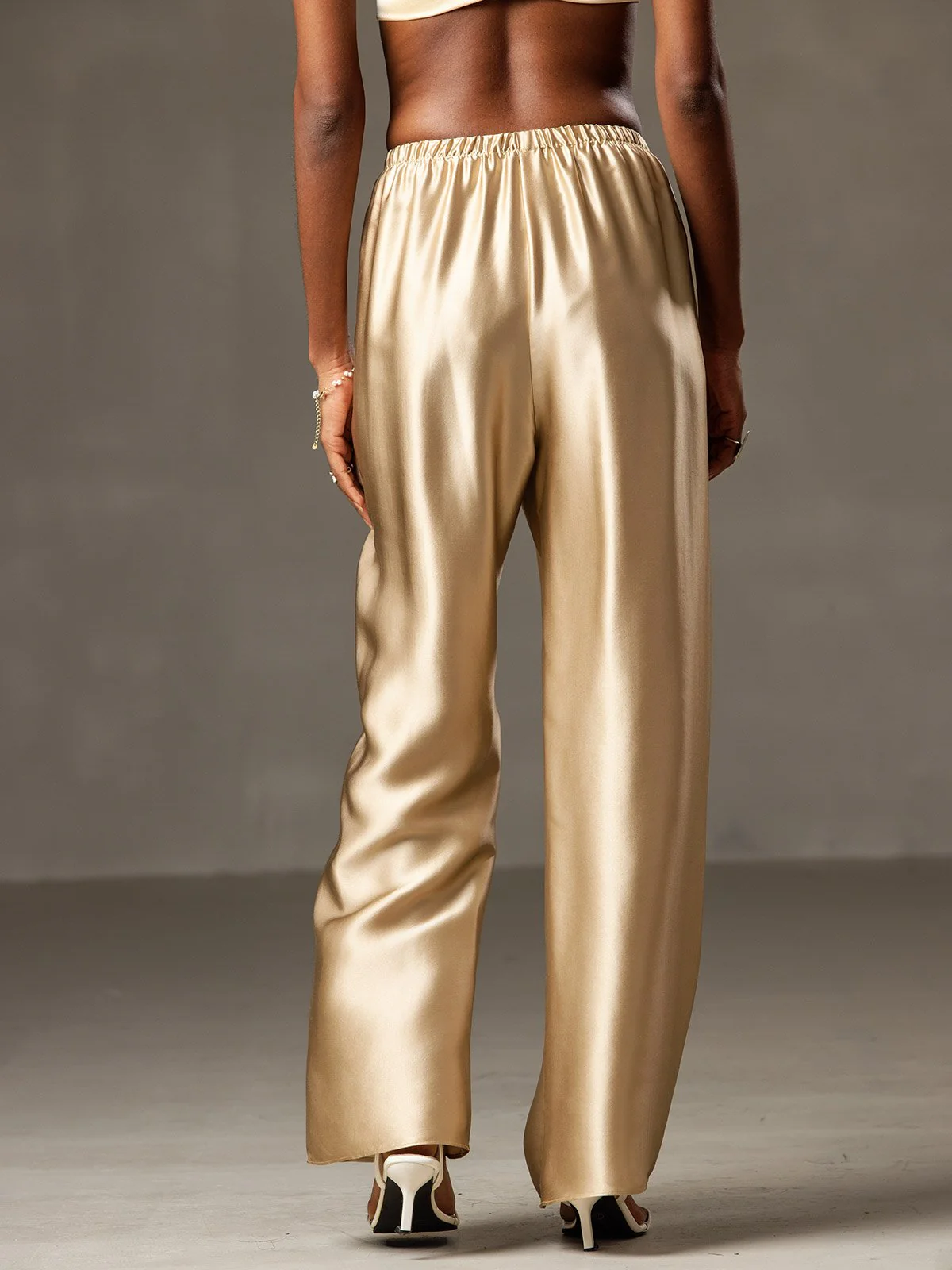 19Momme Silk Wide Leg Women's Pants with Elastic Waist Design - Image 2
