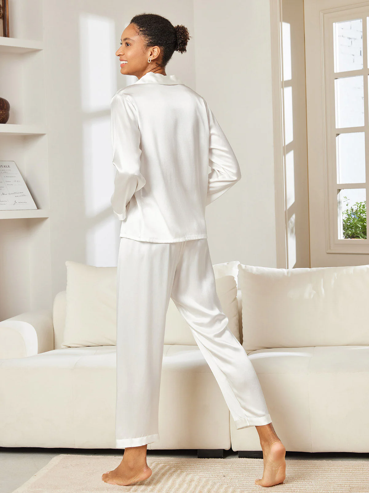 Women's Pure Silk Long Sleeve Pyjamas Set - Image 49