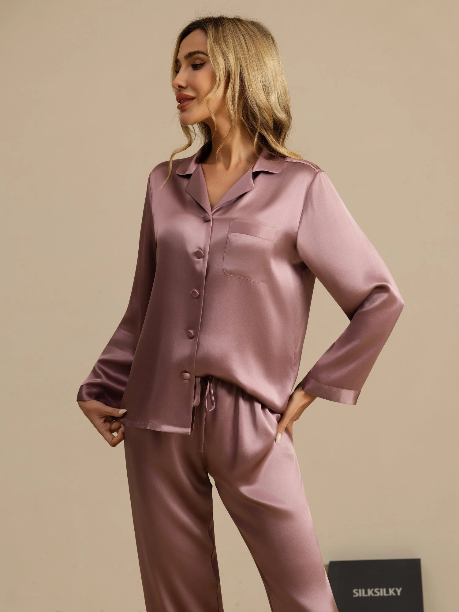 Women's Pure Silk Long Sleeve Pyjamas Set - Image 60