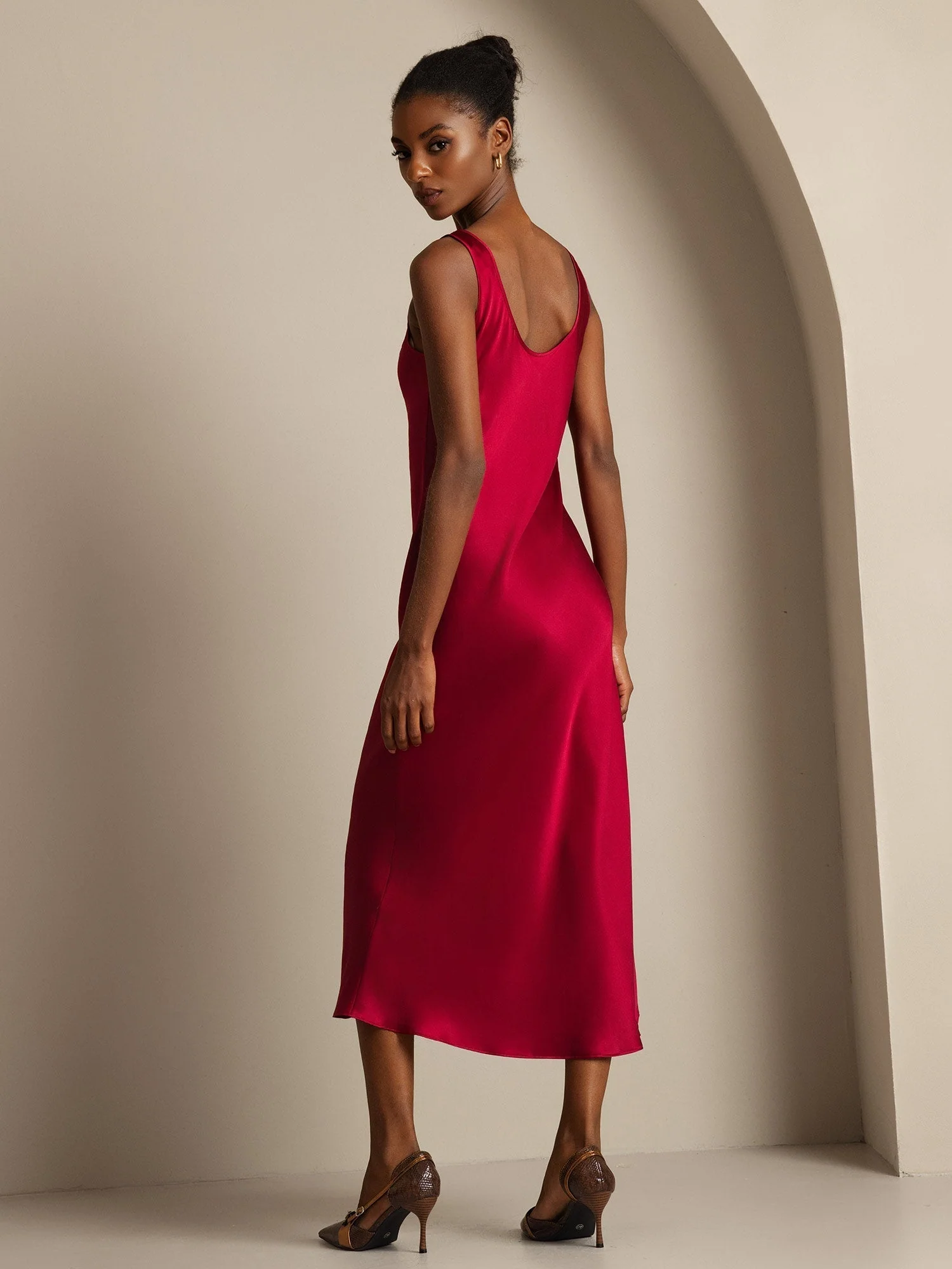 Pure Silk Sleeveless U Neck Midi Dress - Image 21