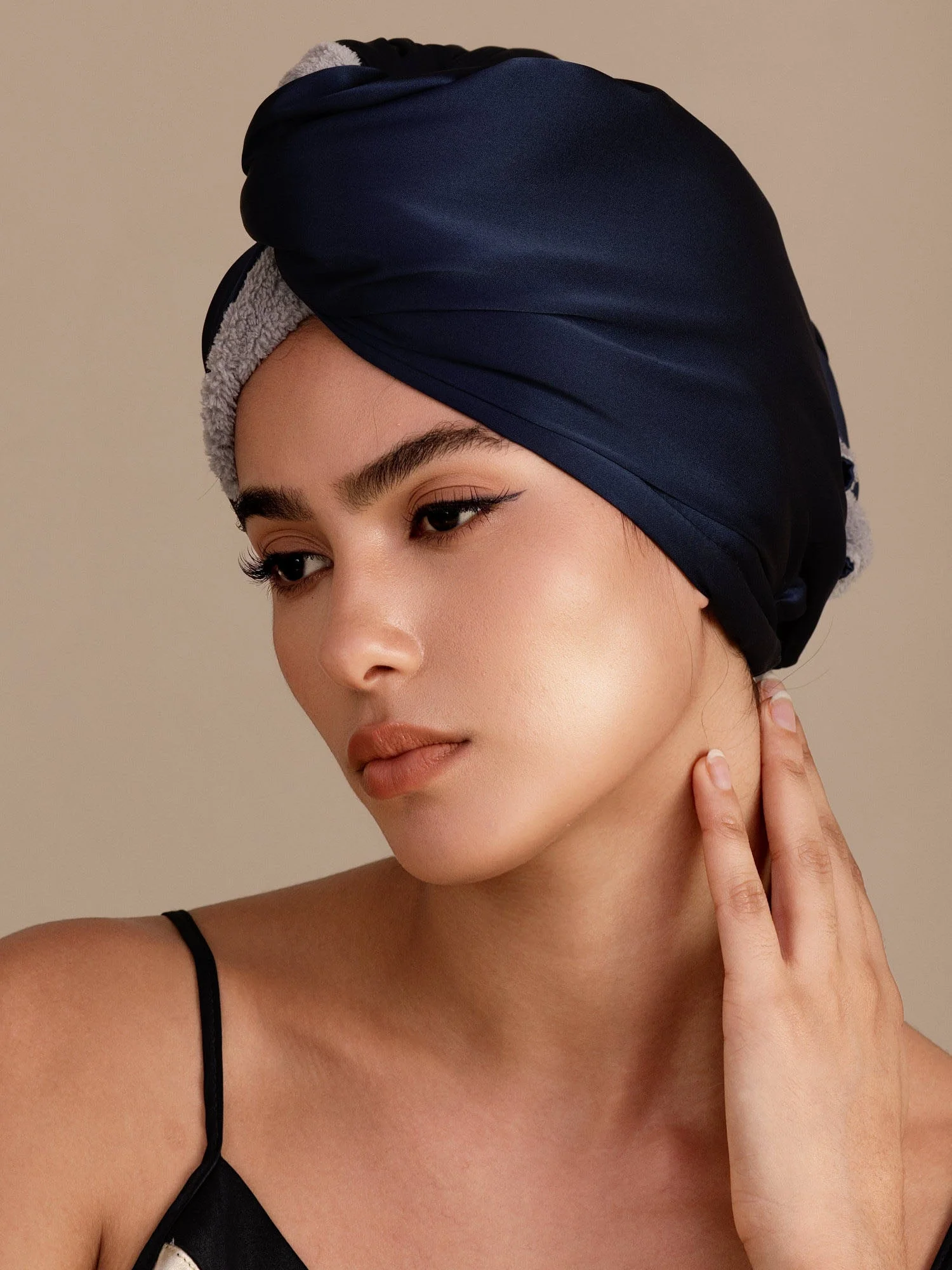 100% Mulberry Silk Double-Sided Hair Towel Wrap – Quick Dry, Frizz Free & Gentle on Hair - Image 8