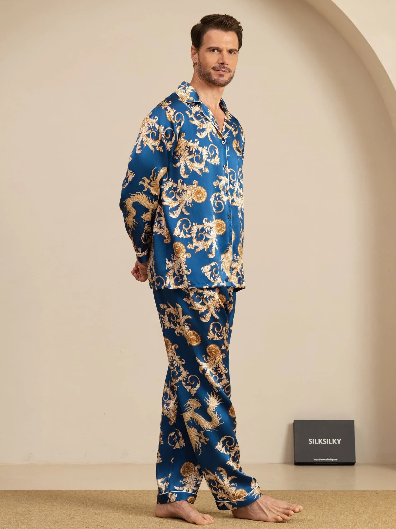 Pure Silk Men's Dragon Print Long Sleeve Notch Collar Pajamas Set - Image 5