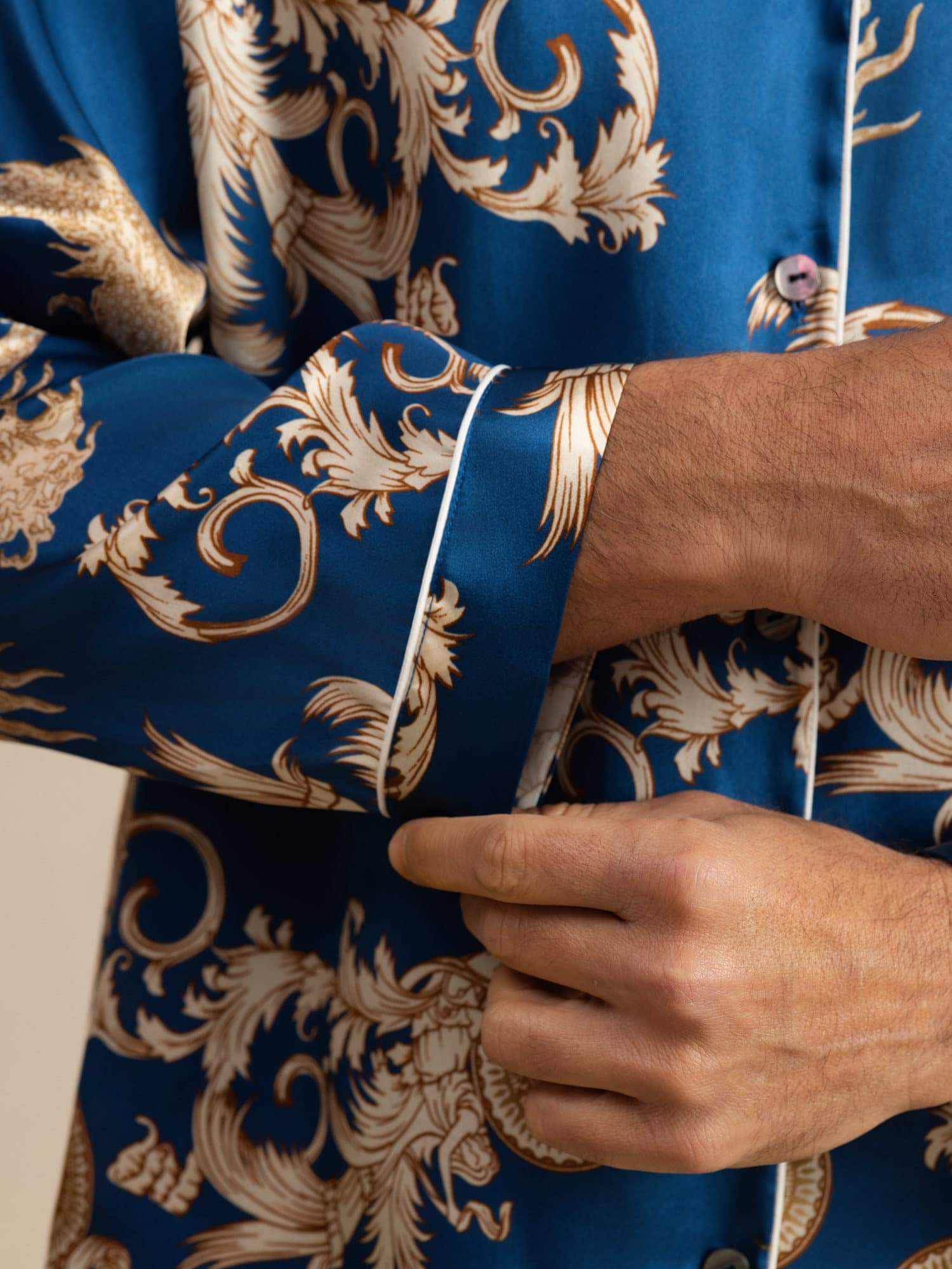 Pure Silk Men's Dragon Print Long Sleeve Notch Collar Pajamas Set - Image 7