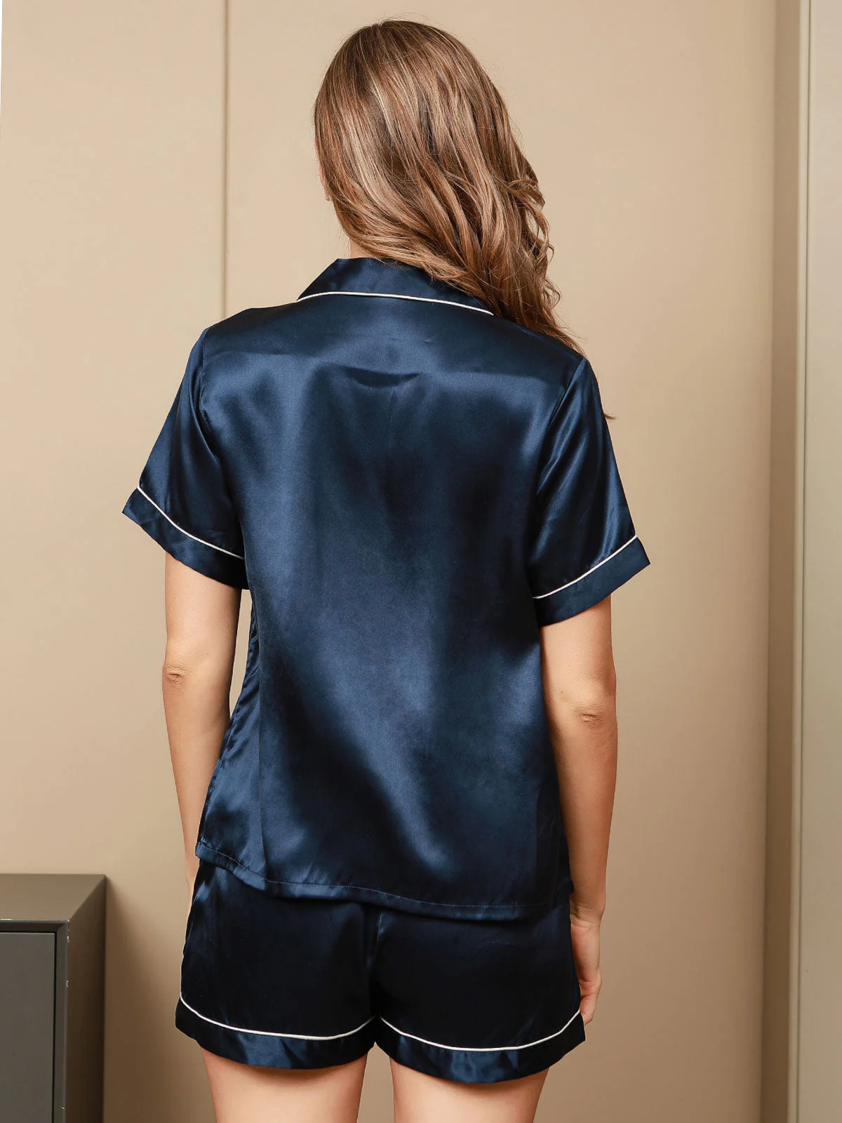 Women's Pure Silk Short Sleeve Notch Collar Pyjamas Set - Image 21