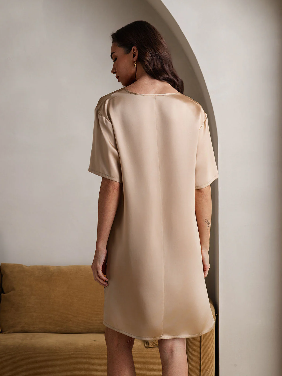 Pure Silk Half Sleeve V-neck Short Nightdress with Split Design - Image 38
