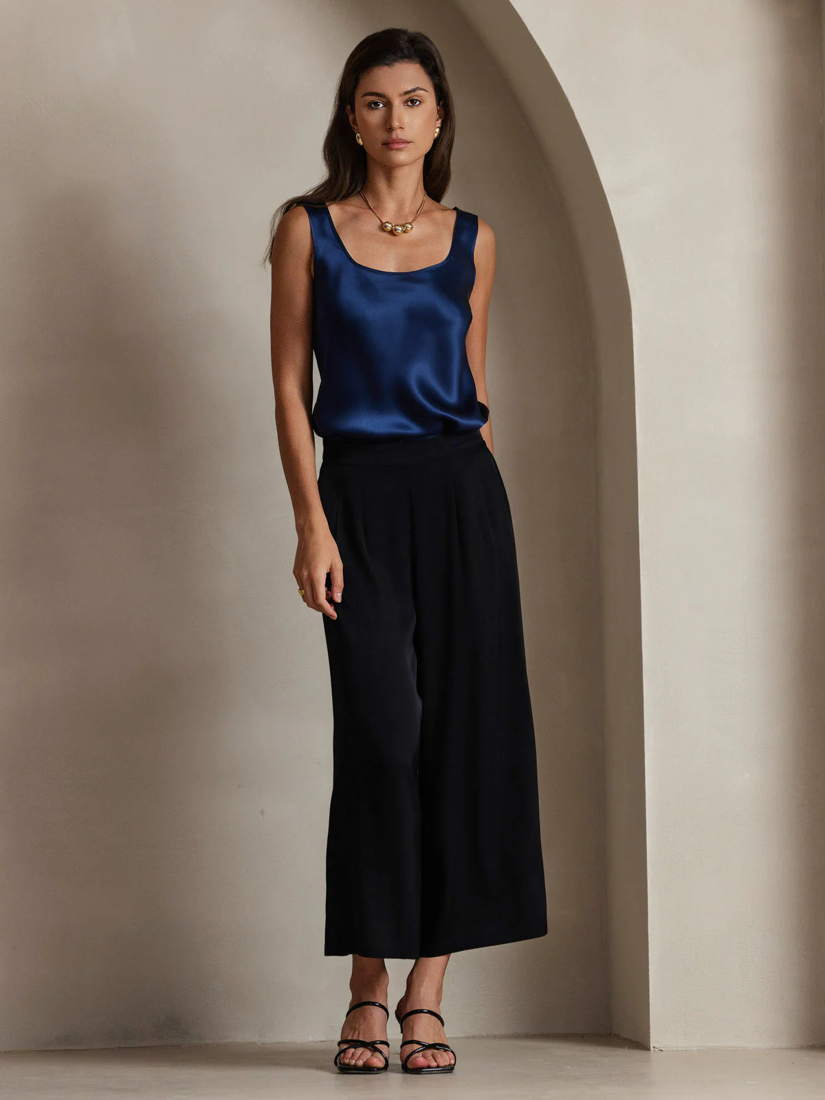 Women's Pure Silk Sleeveless U Neck Tank Top - Image 34