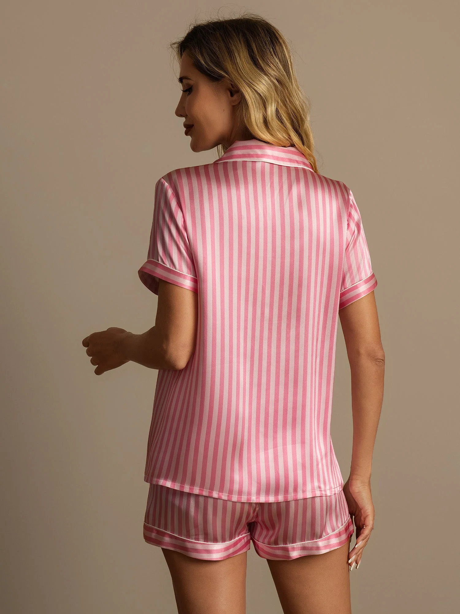 Women's Pure Silk Stripe Print Short Sleeve Notch Collar Pajamas Set With Shorts - Image 2