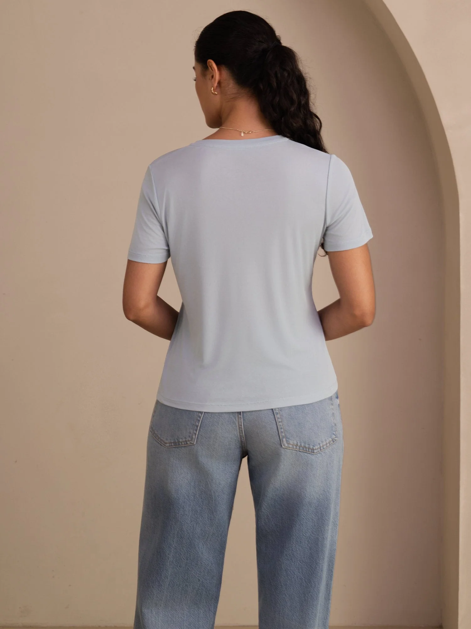 Pure Silk V Neck Short-Sleeve Snag-Resistant Women's T-Shirt - Image 11