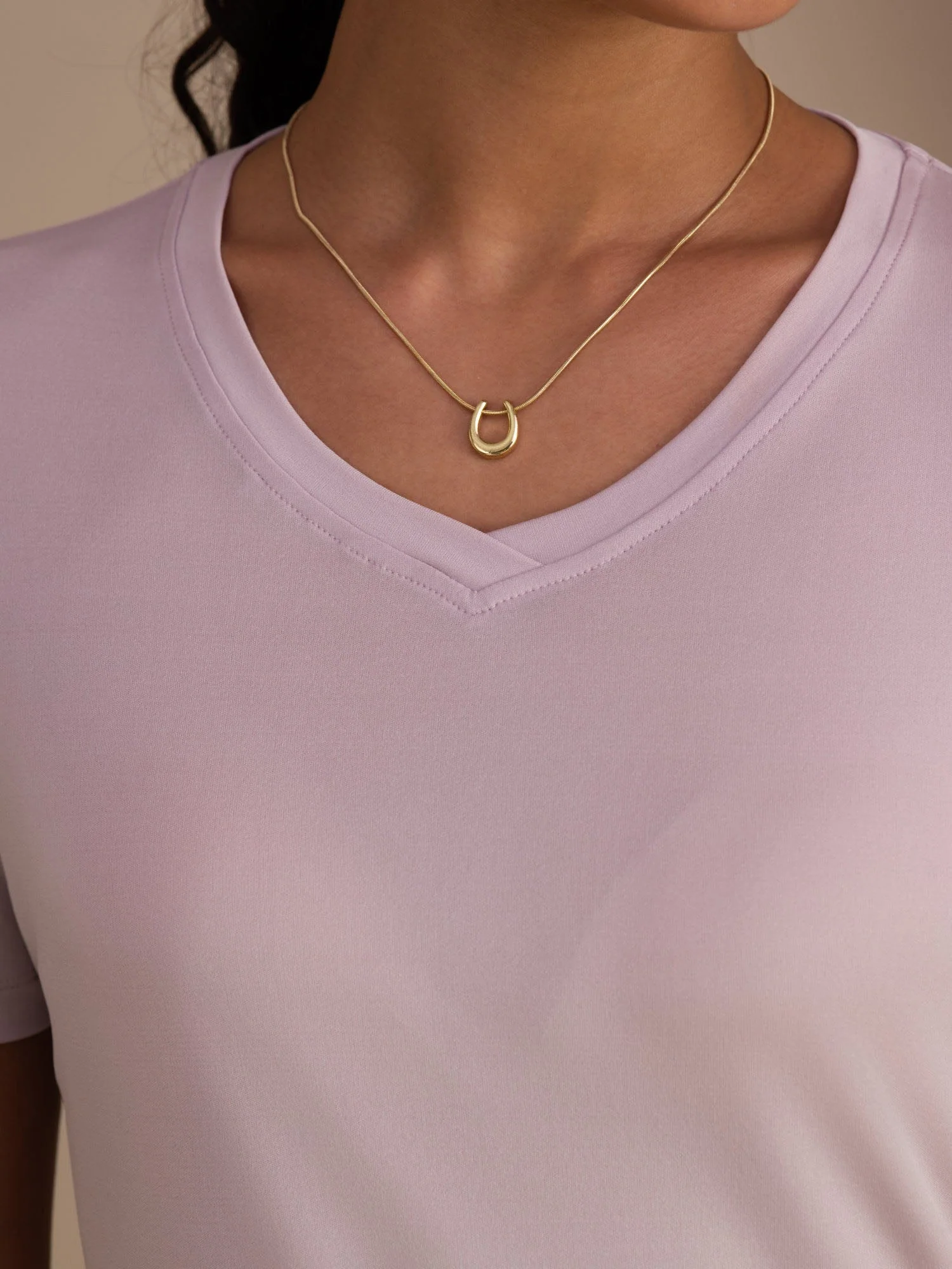 Pure Silk V Neck Short-Sleeve Snag-Resistant Women's T-Shirt - Image 26
