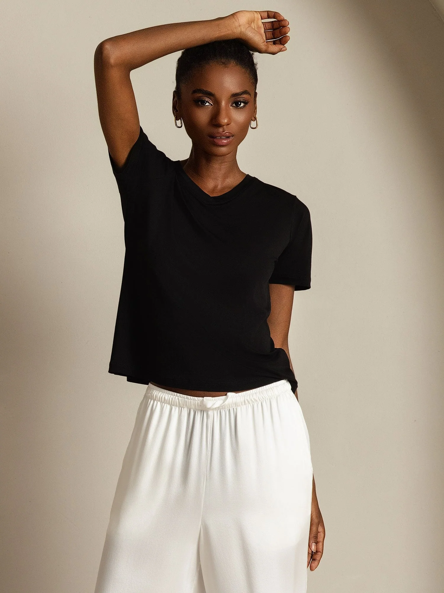 Pure Silk V Neck Short-Sleeve Snag-Resistant Women's T-Shirt - Image 34