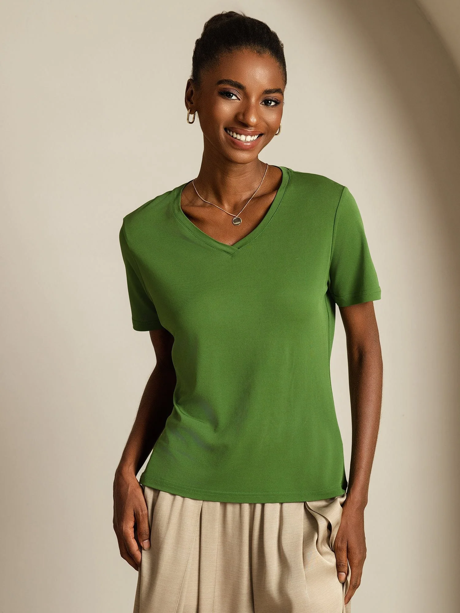 Pure Silk V Neck Short-Sleeve Snag-Resistant Women's T-Shirt - Image 40