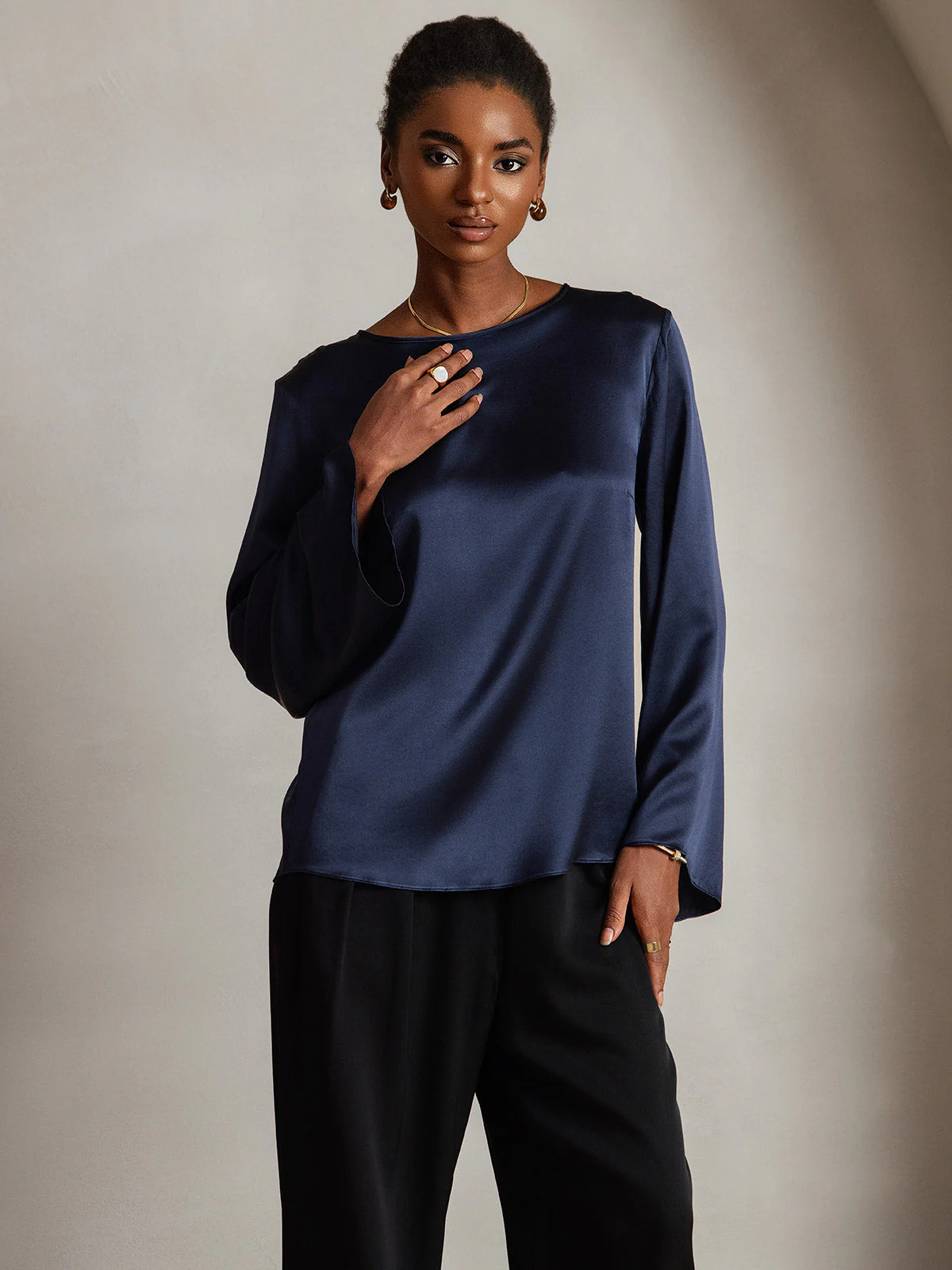 19Momme Silk Bell Sleeve Boat Neck Women's Top - Image 3