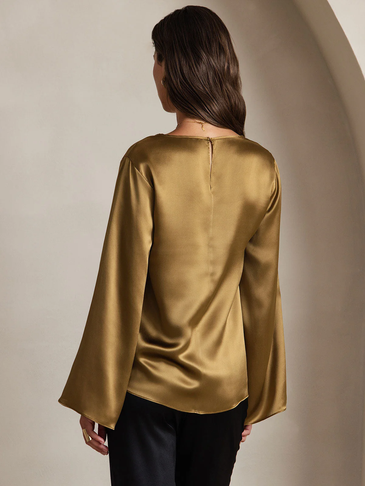19Momme Silk Bell Sleeve Boat Neck Women's Top - Image 9