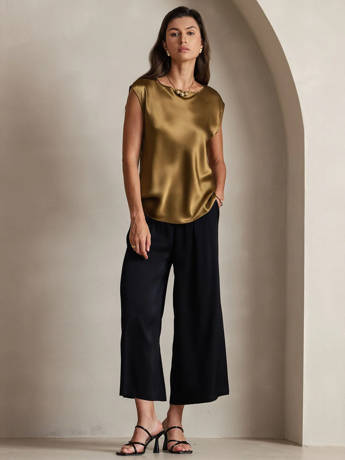19Momme Silk Cap Sleeve Round Neck Women's Top - Image 26