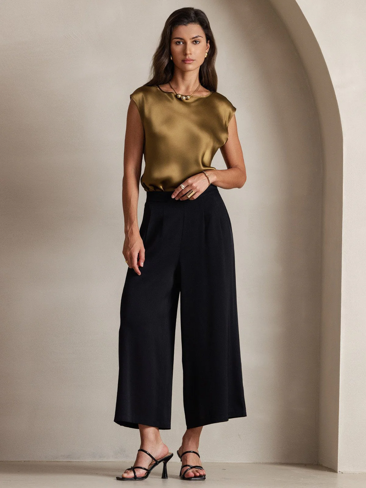 19Momme Silk Cap Sleeve Round Neck Women's Top - Image 27