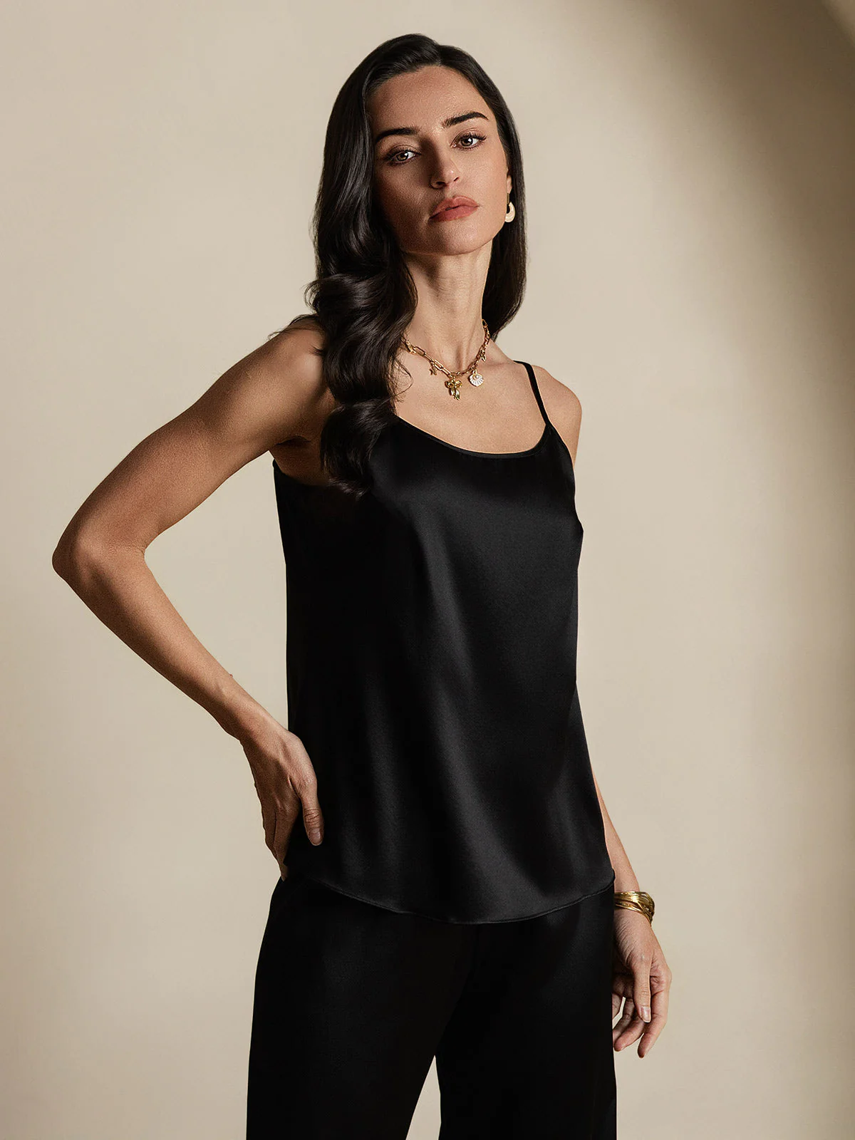 19Momme Silk Spaghetti Strap Round Neck Camisoles - Image 13