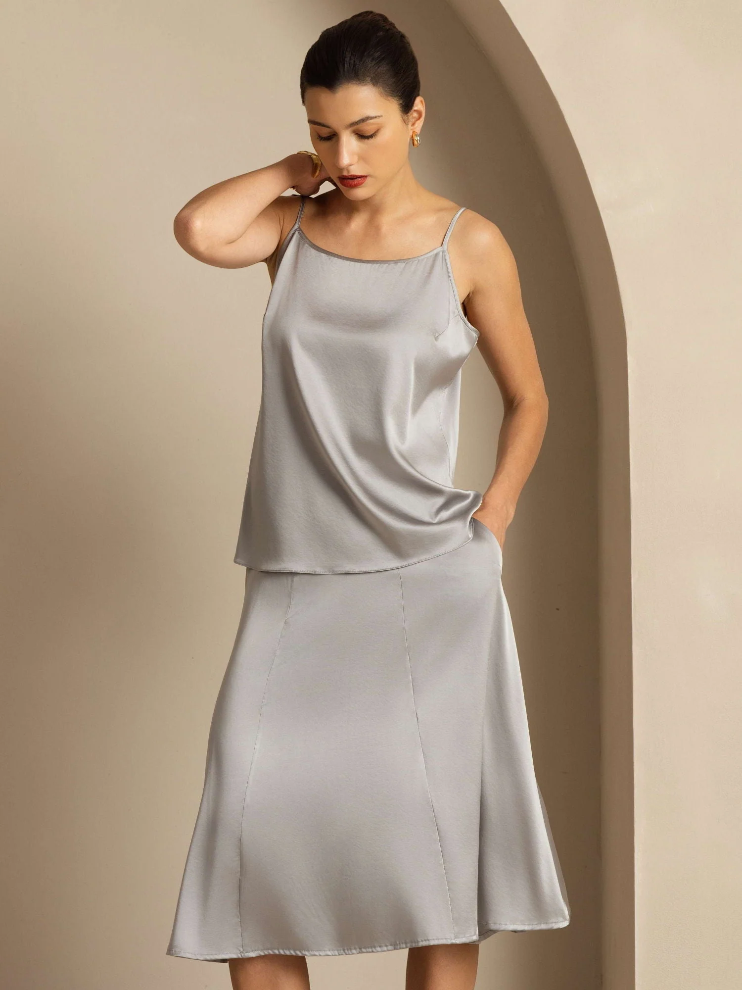 19Momme Silk Spaghetti Strap Round Neck Camisoles - Image 32