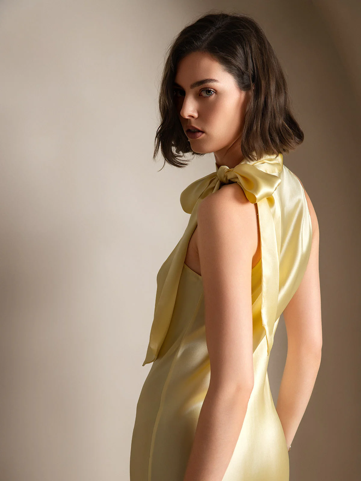 19Momme Silk Sleeveless Tie Neck Midi Dress - Image 26