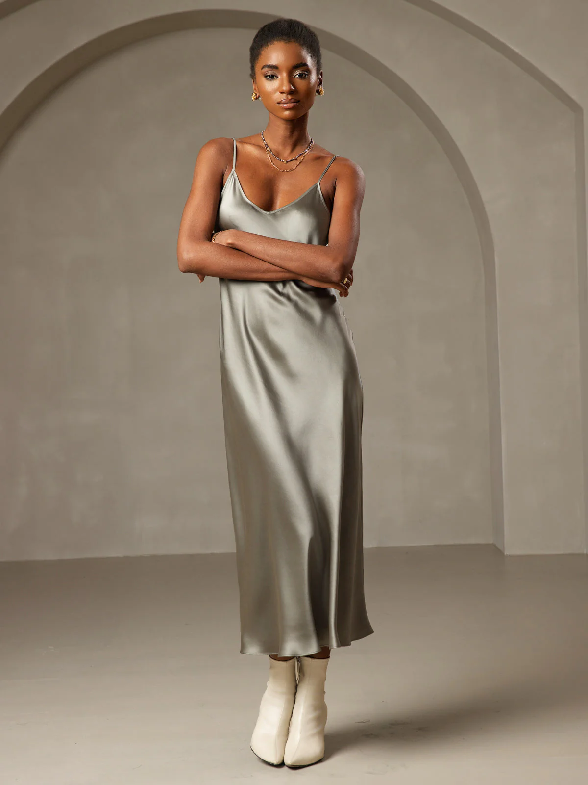 Women's Pure Silk Spaghetti Strap V-neck Midi Nightdress - Image 48