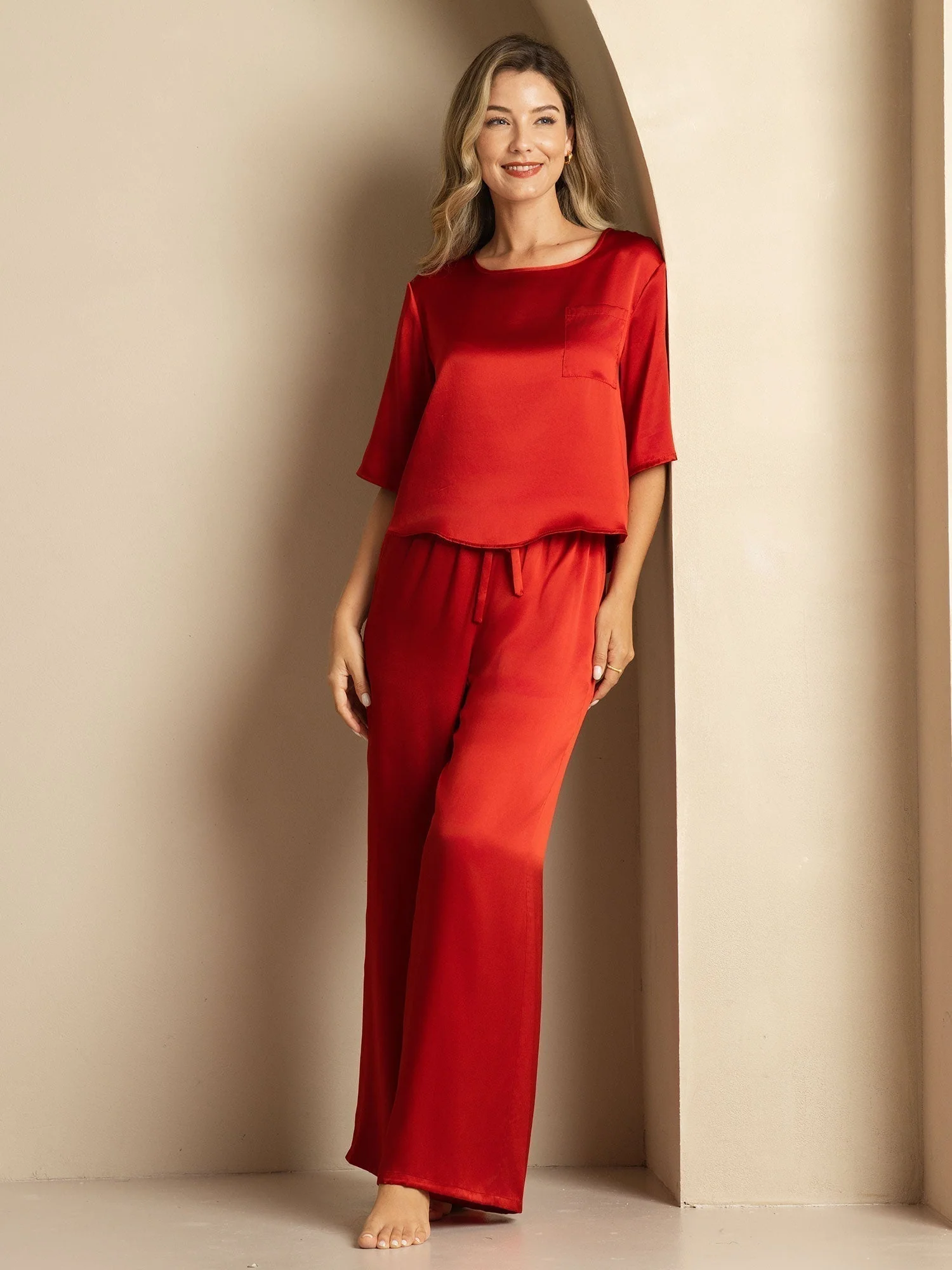 Women's Pure Silk Half Sleeve Round Neck Pyjamas Set - Image 57