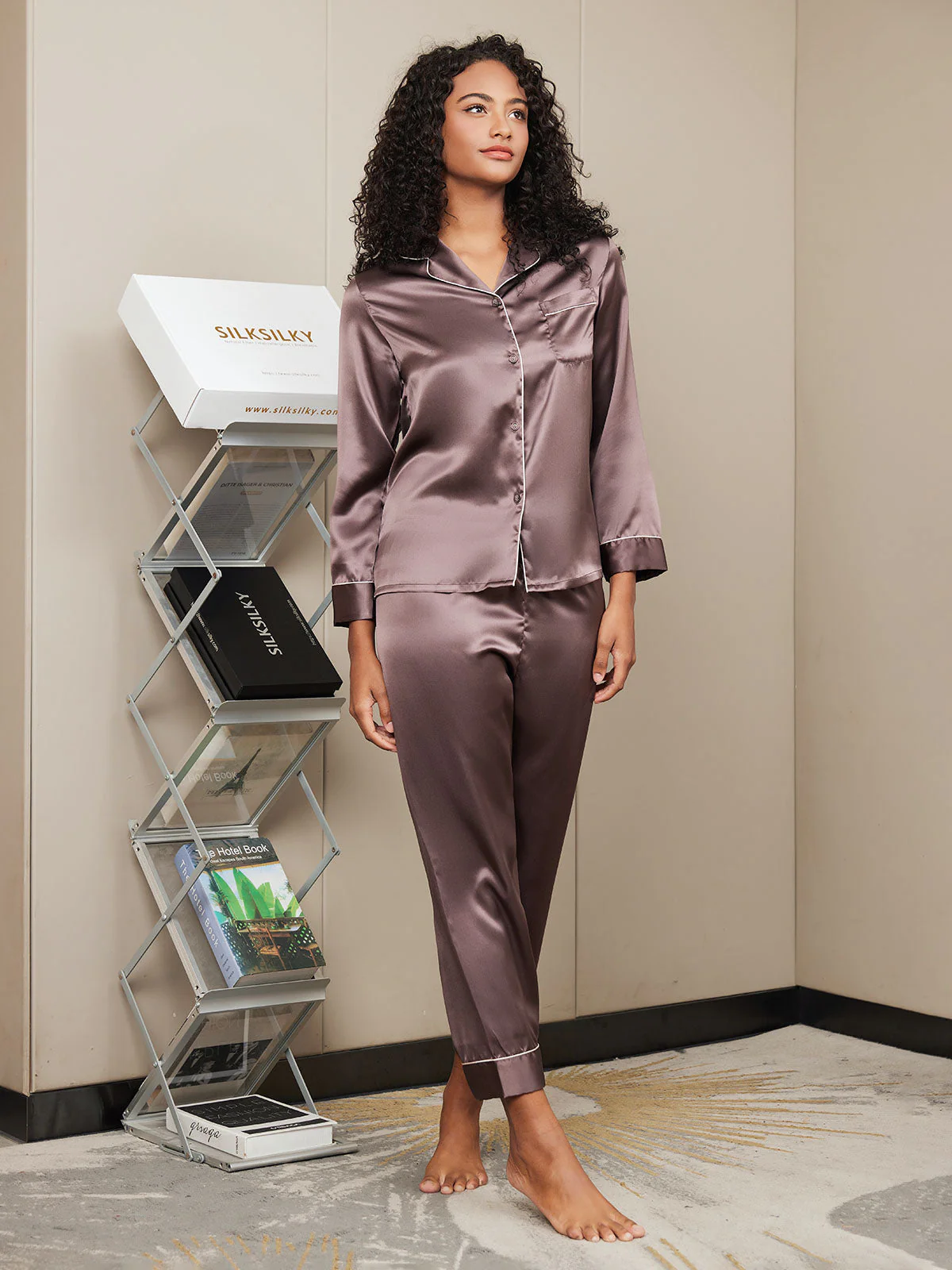 Women's Pure Silk Long Sleeve Button Up Pyjamas Set - Image 56