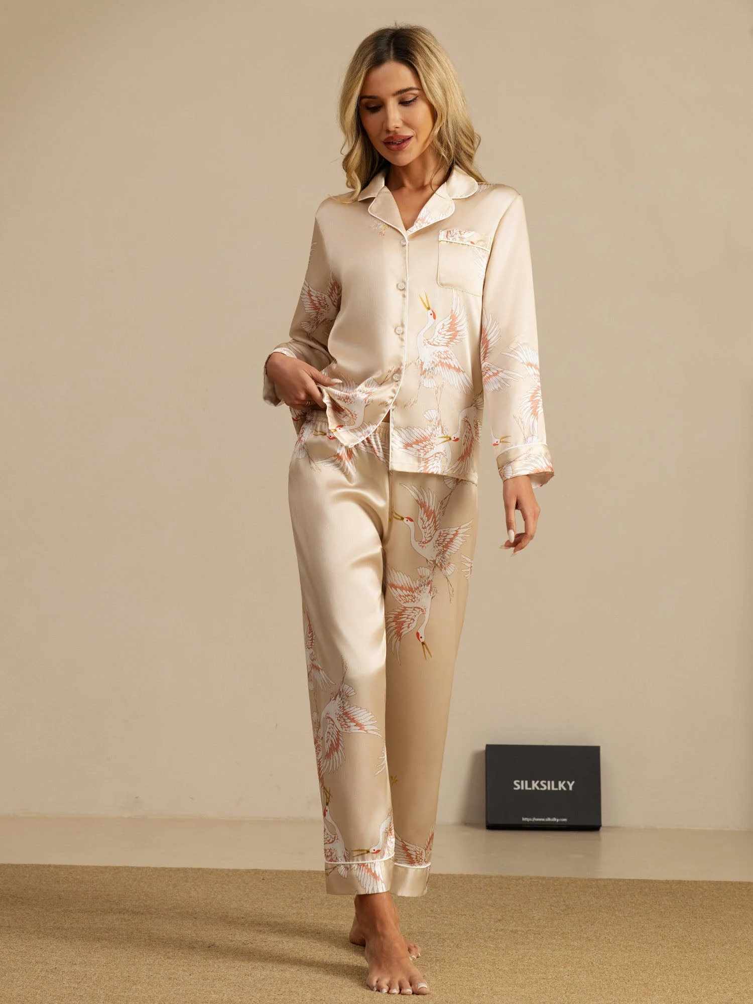19Momme Women's Pure Silk Crane Print Long Sleeve Notch Collar Pyjamas Set - Image 35