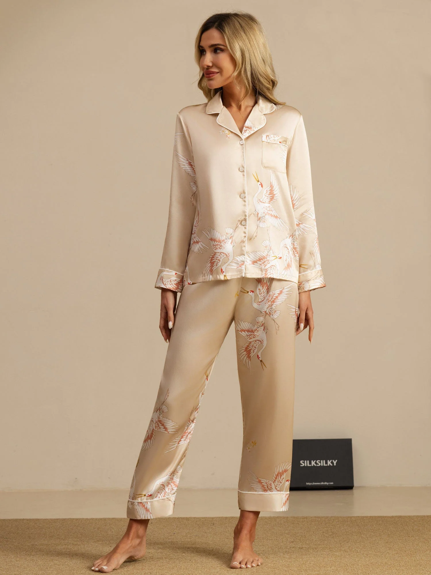 19Momme Women's Pure Silk Crane Print Long Sleeve Notch Collar Pyjamas Set - Image 39