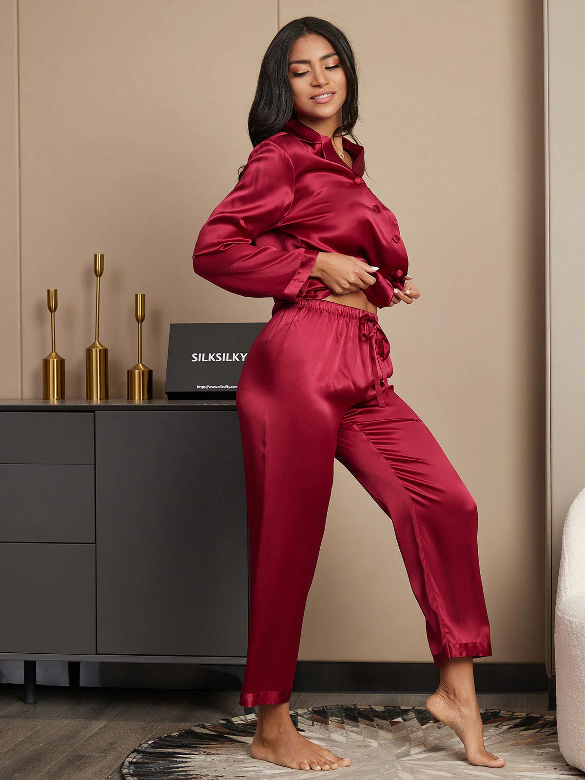 Pure Silk Long Sleeve Women's Pyjamas Set - Image 31