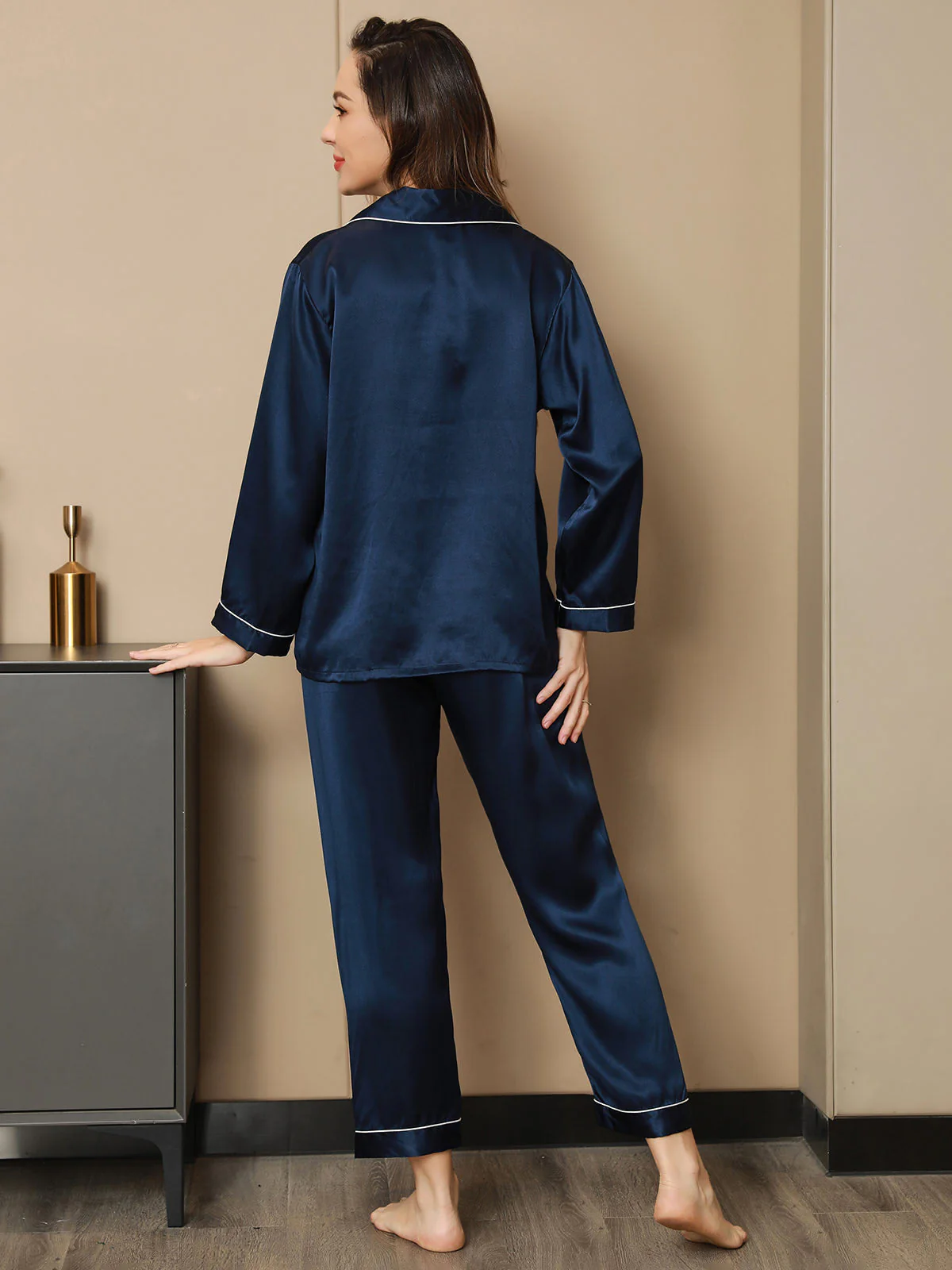 Pure Silk Notch Collar Button Up Women's Pyjamas Set - Image 26