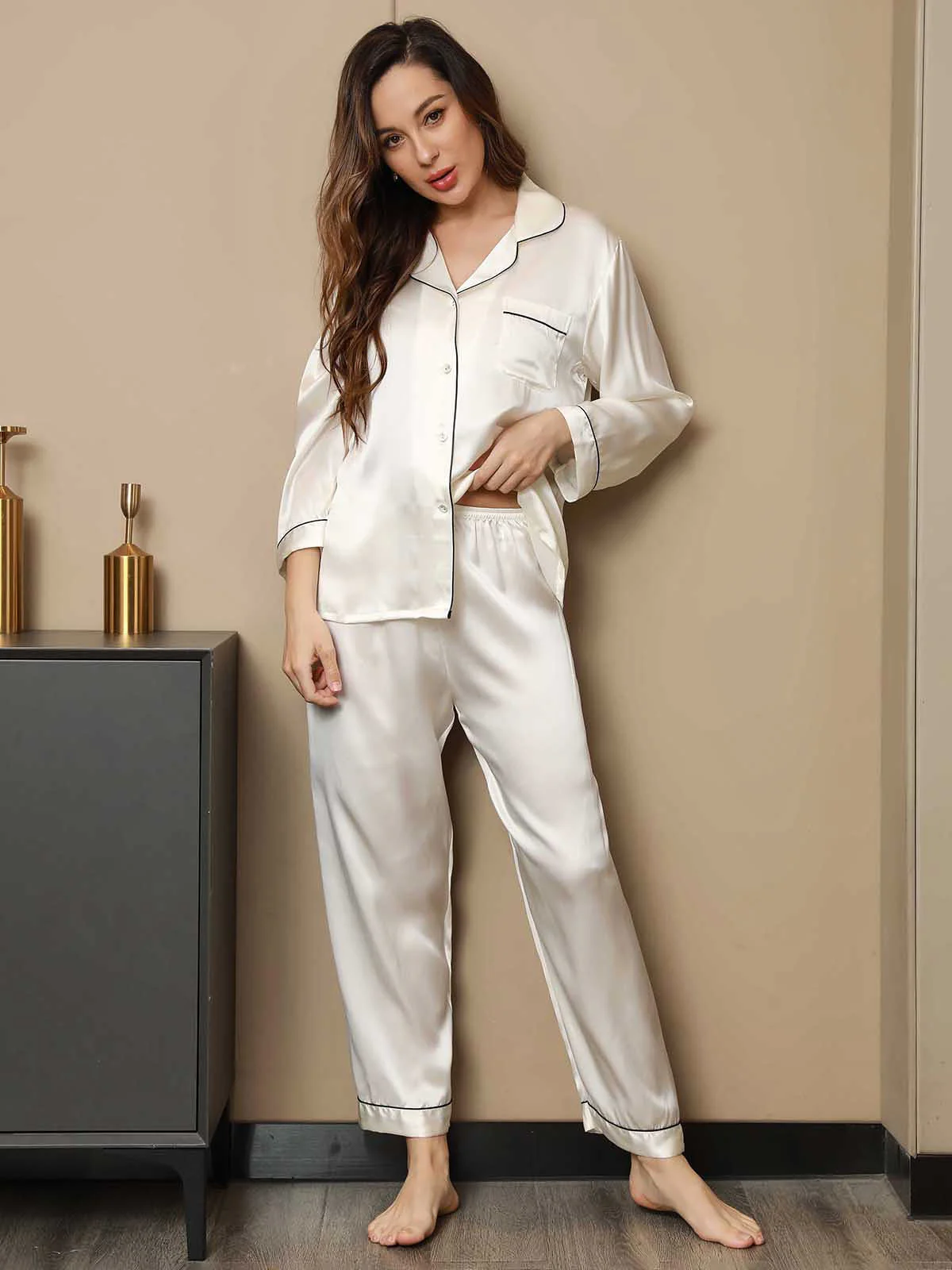 Pure Silk Notch Collar Button Up Women's Pyjamas Set - Image 34