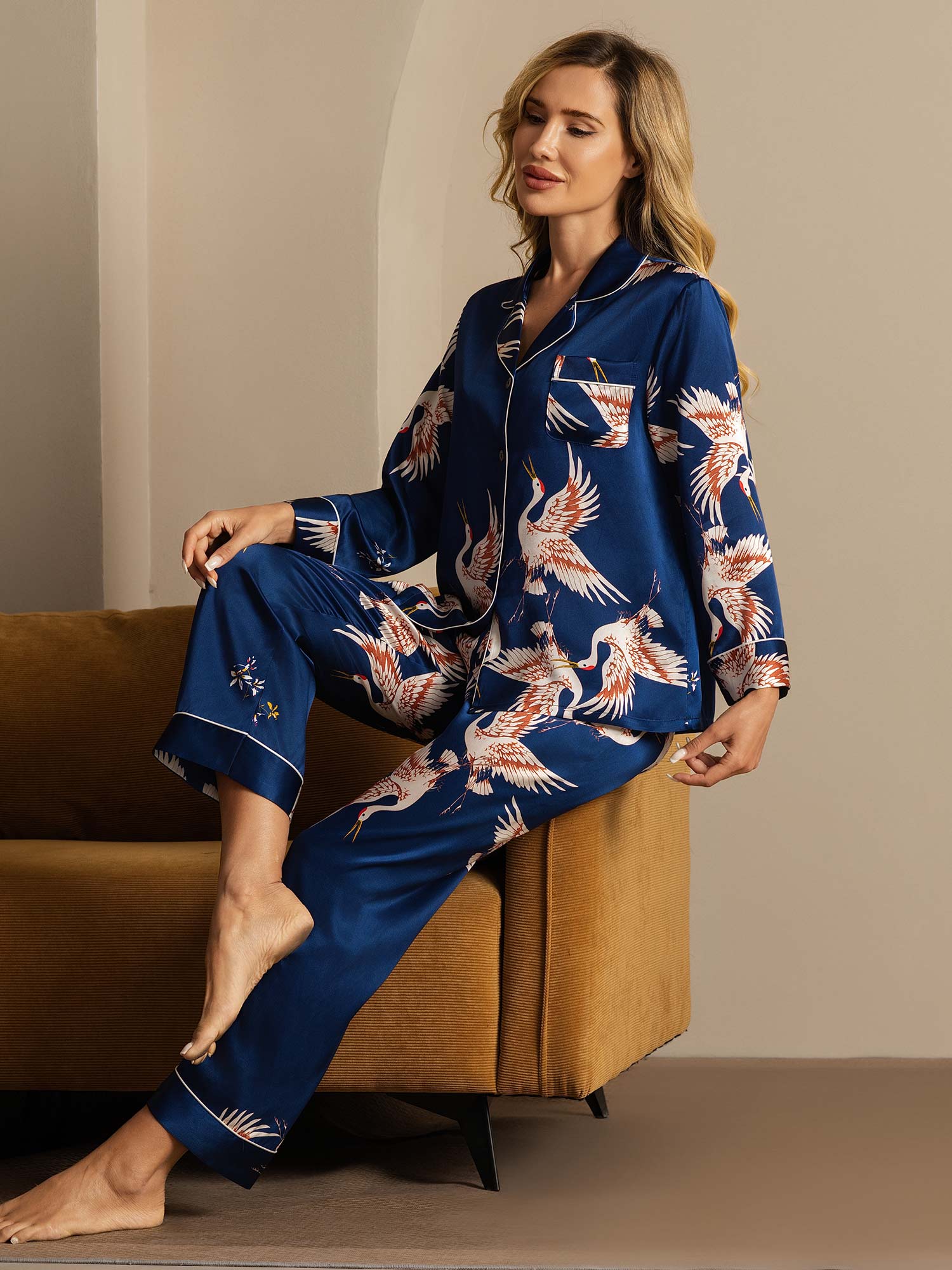 19Momme Pure Silk Crane Print Women's Long Sleeve Notch Collar Pyjamas Set - Image 15